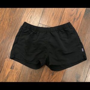 Patagonia Barely Baggies Black Shorts Large